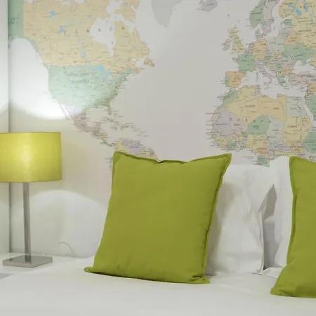 Lovelystay - Sunny Downtown Flat W Ac Apartmán Porto